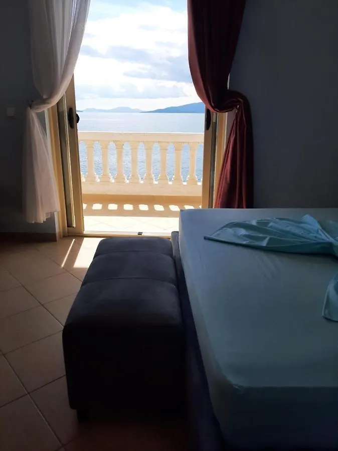 Rock Star-Pllakat Bed & Breakfast Sarande Albania