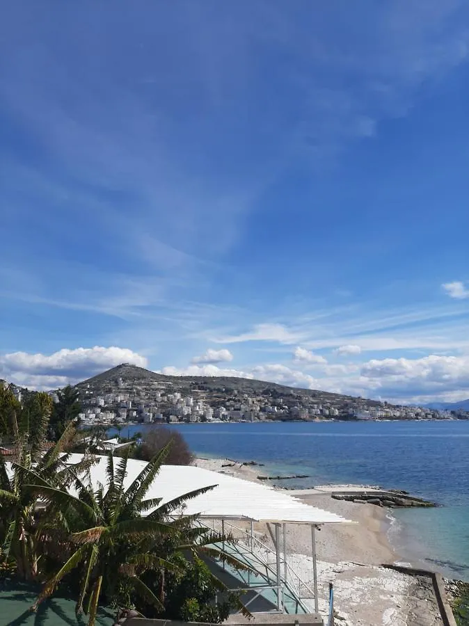 Nocleg ze śniadaniem Bed and Breakfast Rock Star-Pllakat Saranda Albania