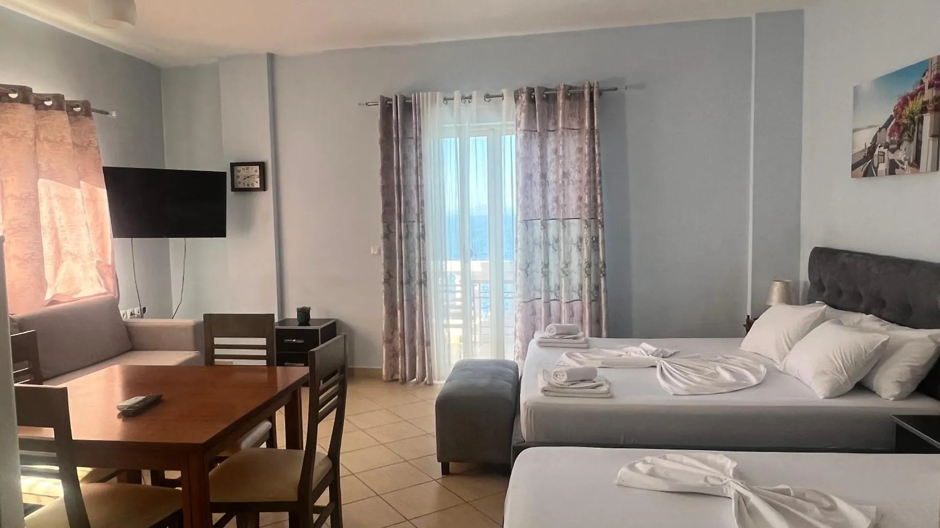 Rock Star-Pllakat Bed & Breakfast Sarande