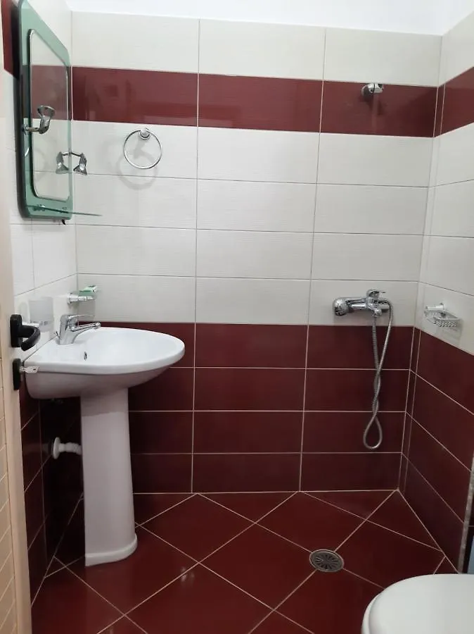 Bed and Breakfast Rock Star-Pllakat Sarandë