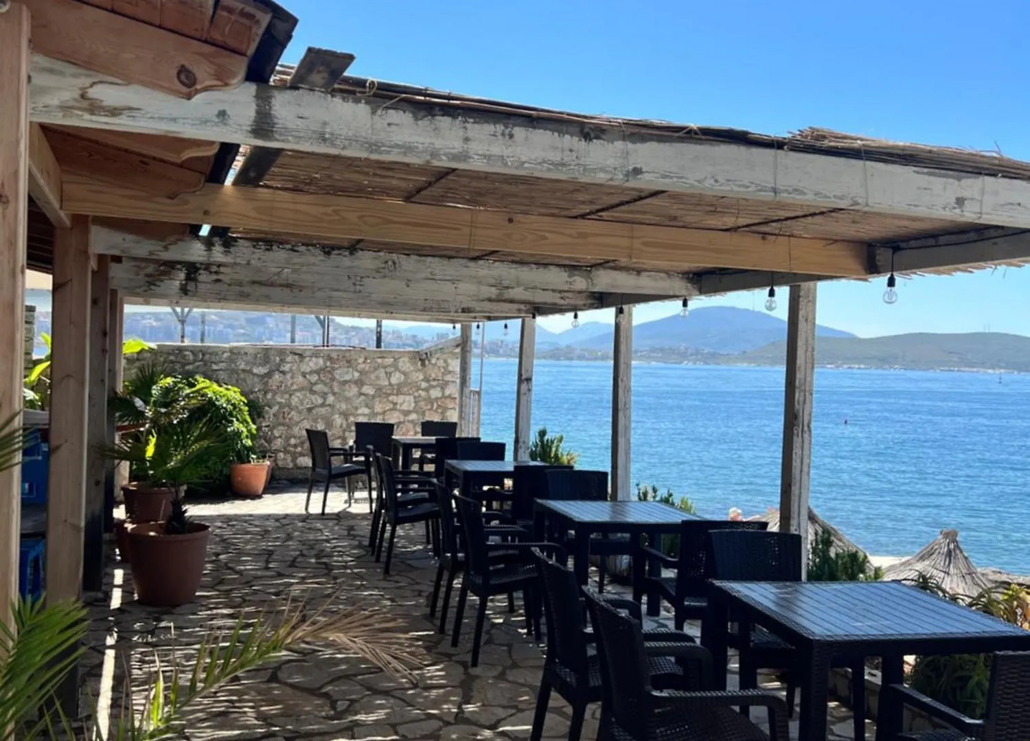 Bed and Breakfast Rock Star-Pllakat Sarandë 0*,